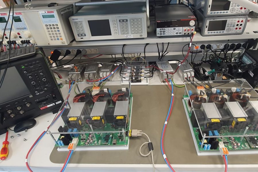 Z Piešťan sme úspešne ukončili vývoj 25kW DC nabíjacieho modulu, so SiC MOSFET PIM modulmi.